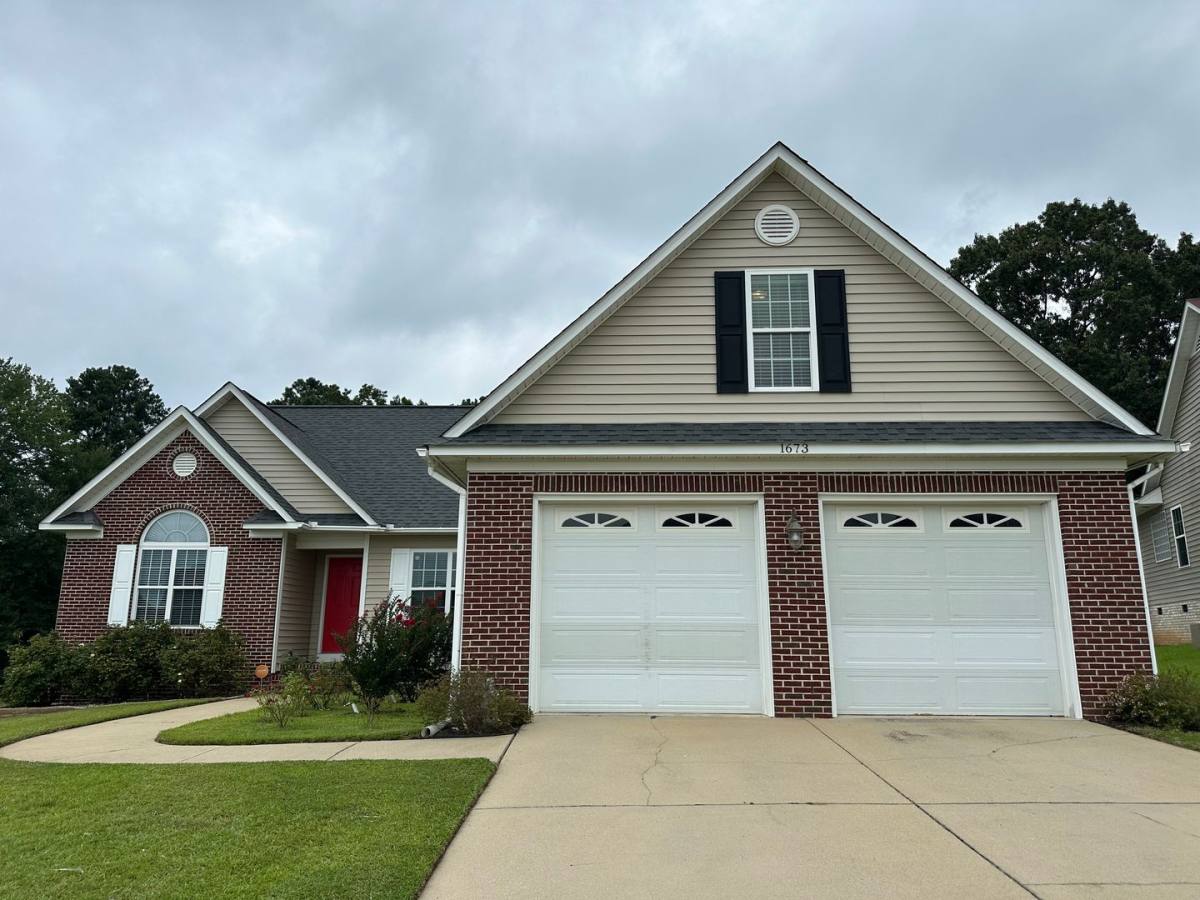 House for rent at 1673 Kershaw Loop, Fayetteville, NC 28314