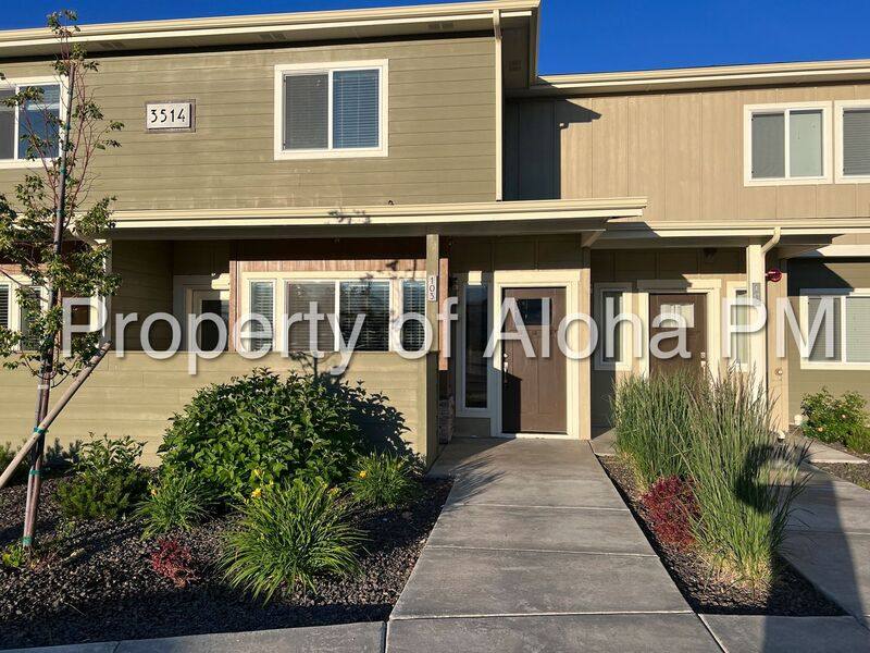 Townhouse for rent at 3514 E Grand Forest Dr #103, Boise, ID 83716