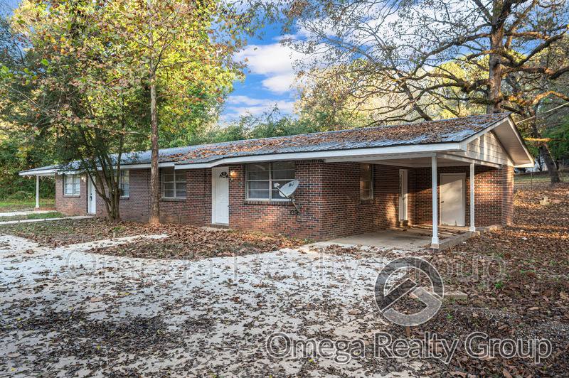 Apartment for rent at 53 Robinson Dr #1, Alabaster, AL 35007