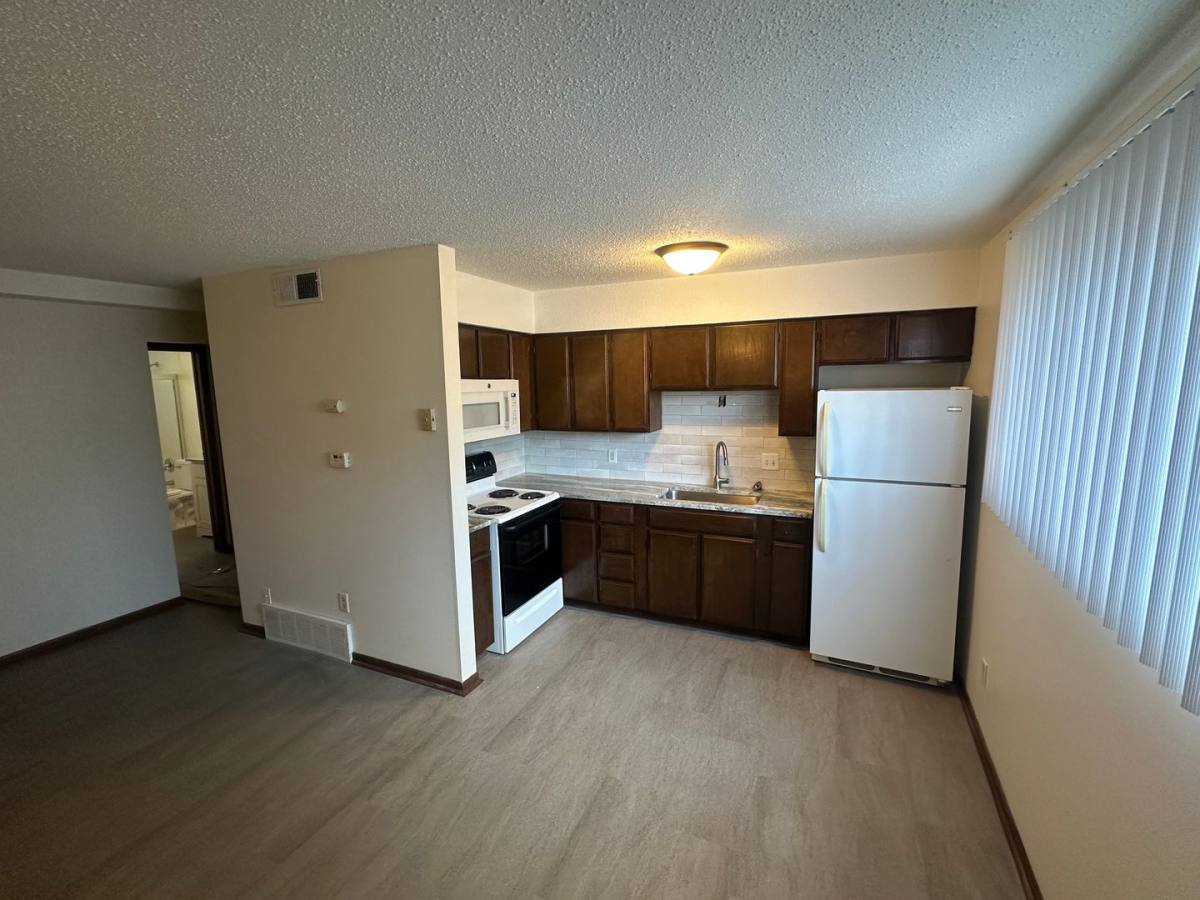 Apartment for rent at 35 N 1st St, Council Bluffs, IA 51503