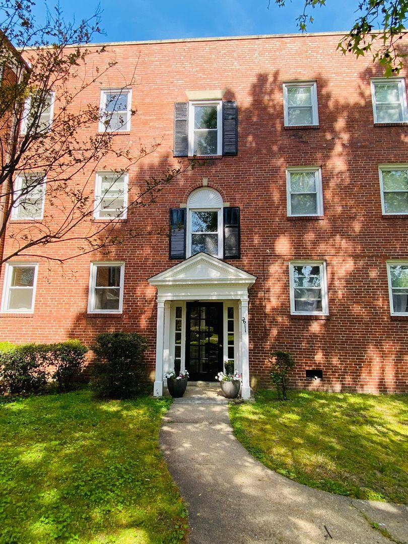 Apartment for rent at 2611 Park Ave, Richmond, VA 23220