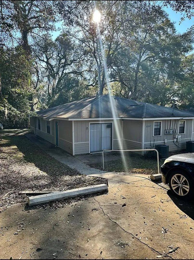 Apartment for rent at 3207 Jim Lee Rd, Tallahassee, FL 32301