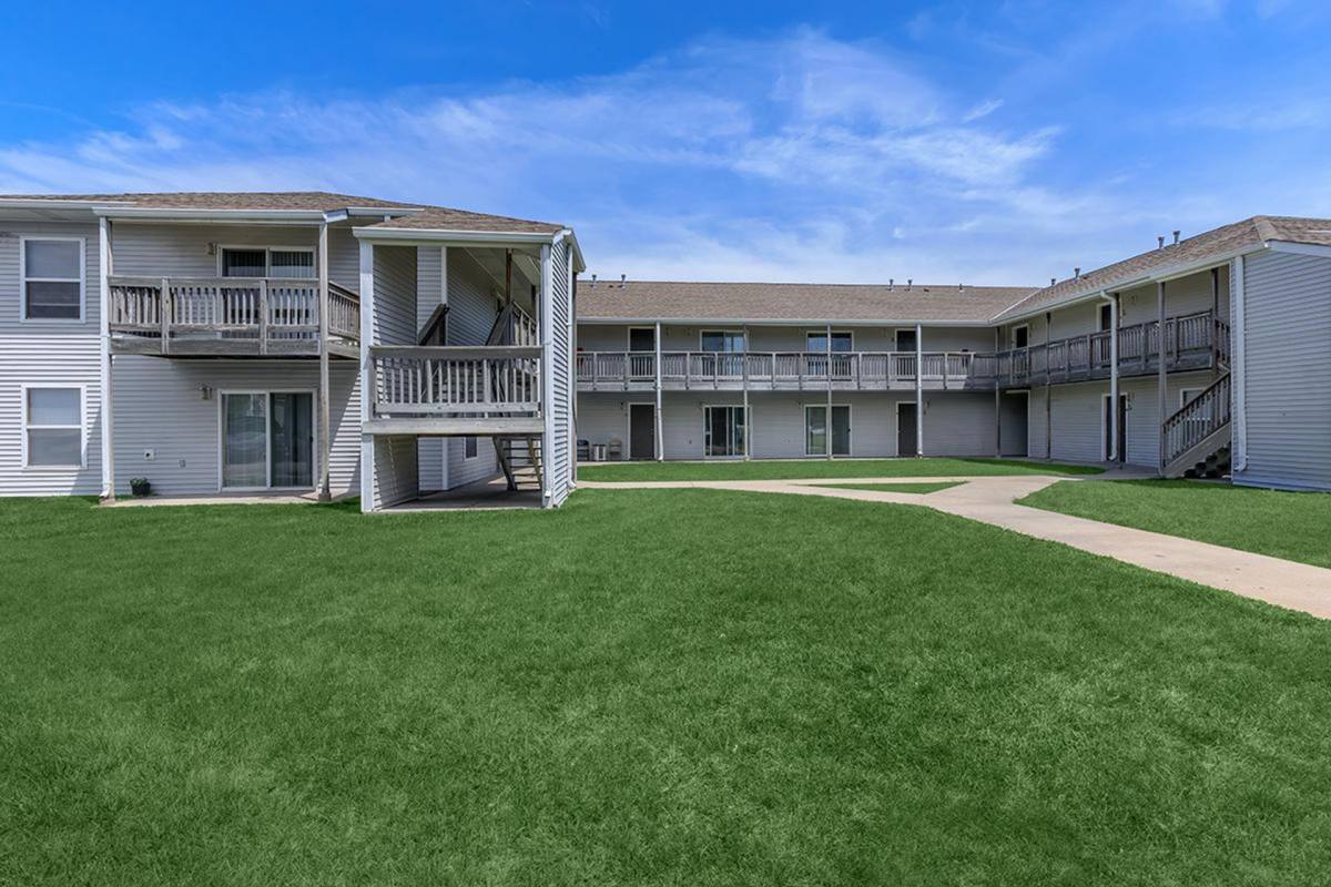 Apartment for rent at 415 S Cherry St, Grand Island, NE 68801
