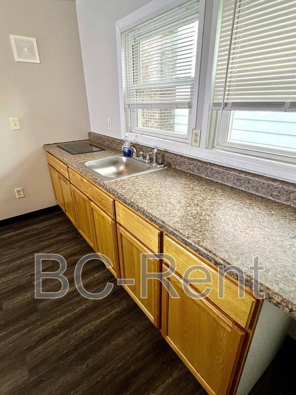 Apartment for rent at 1127 Main St #1, Aliquippa, PA 15001