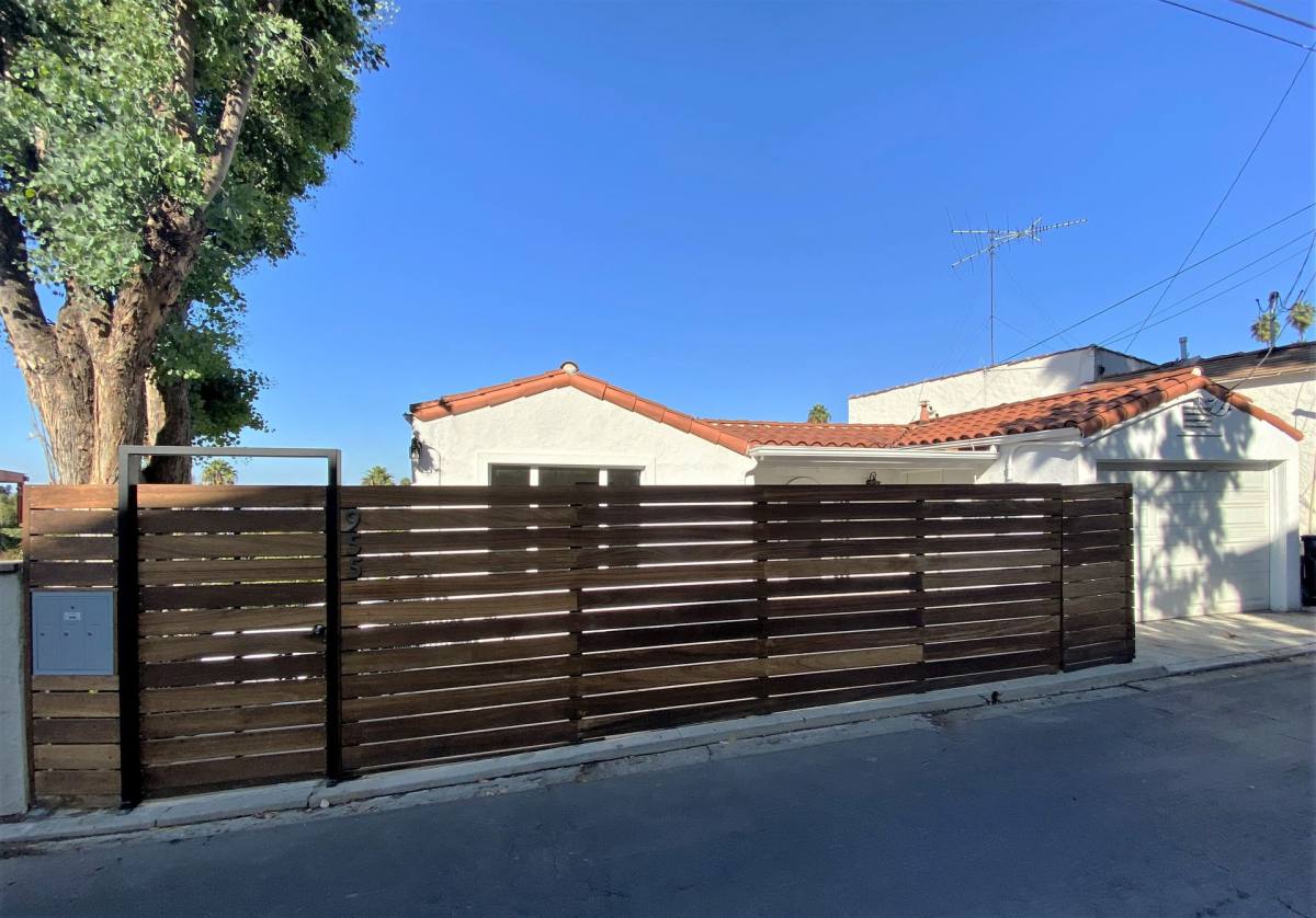 Apartment for rent at 955 Maltman Ave, Los Angeles, CA 90026