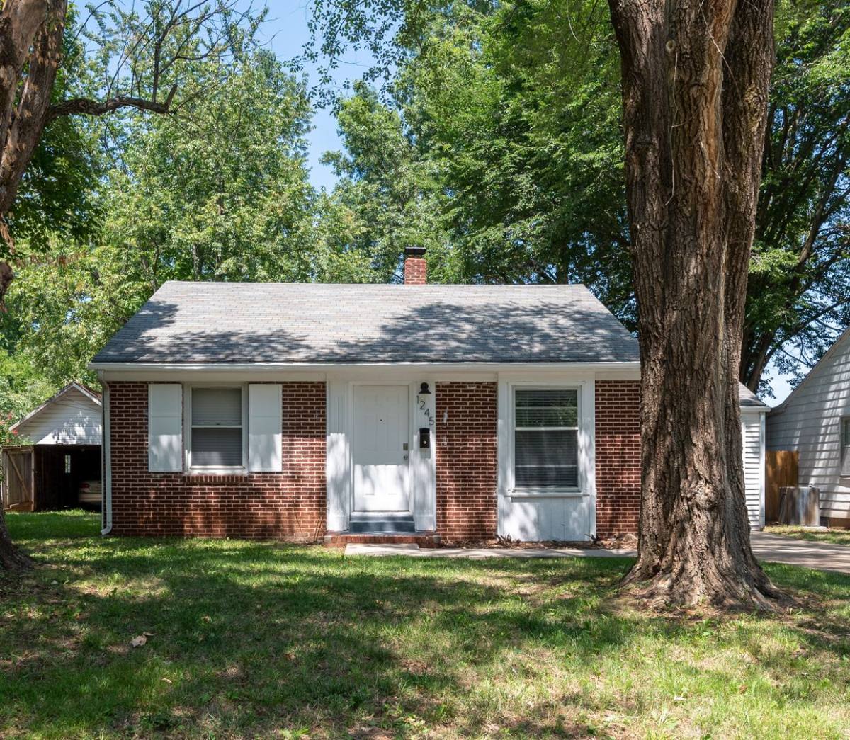 House for rent at 1245 E Minota St, Springfield, MO 65804