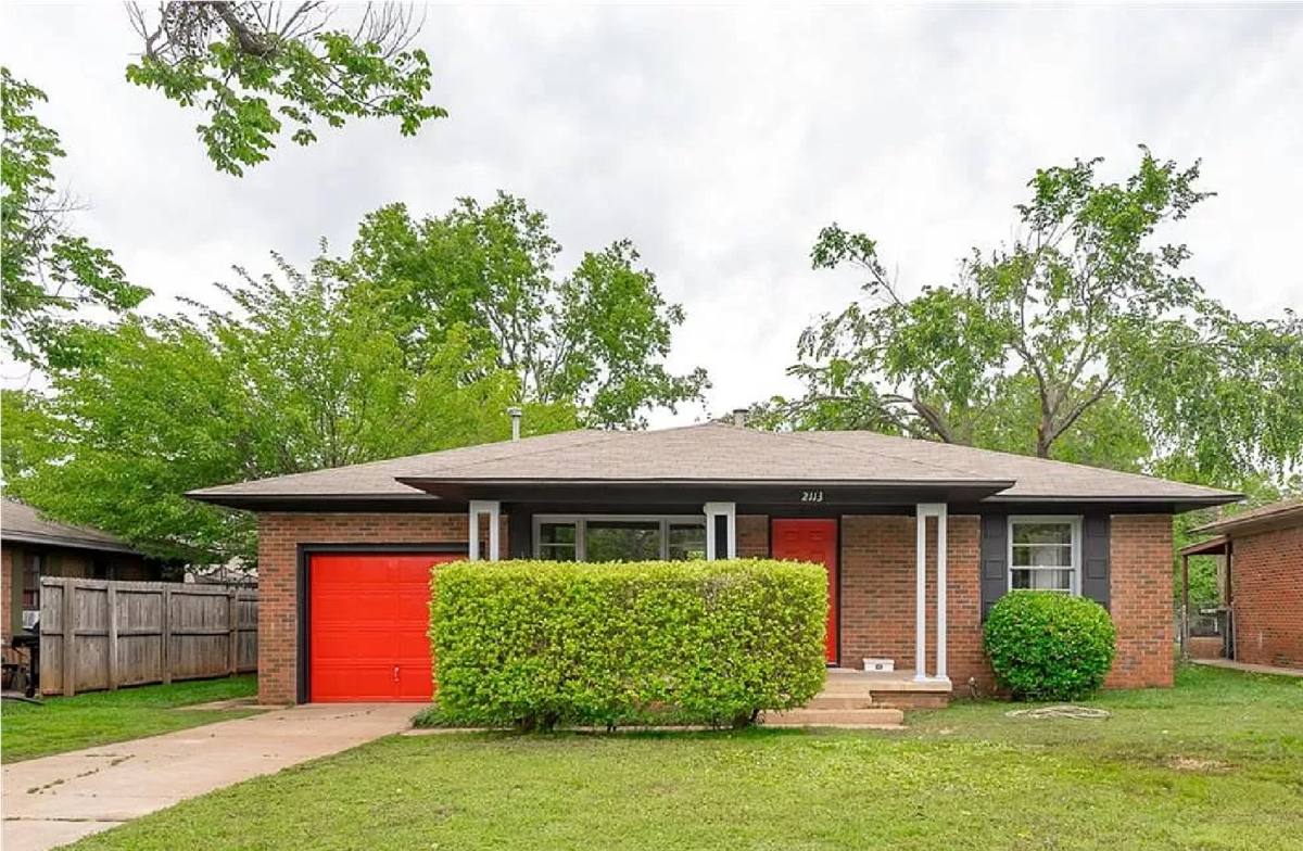House for rent at 2113 Hasley Dr, Oklahoma City, OK 73120