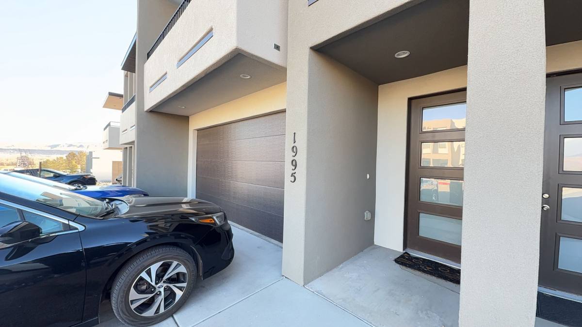 Townhouse for rent at 1995 W 250 S, Hurricane, UT 84737