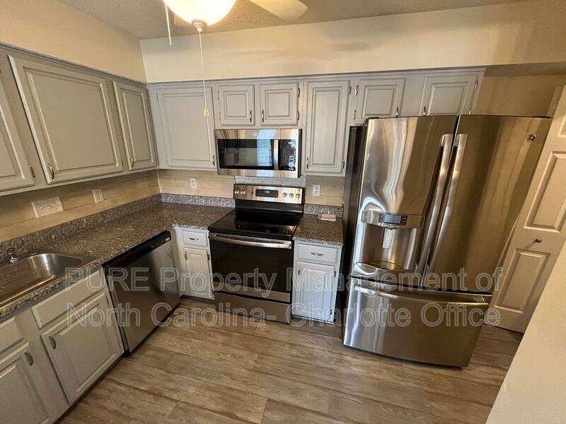 Condo for rent at 5849 Harris Grove Lane, Charlotte, NC 28212