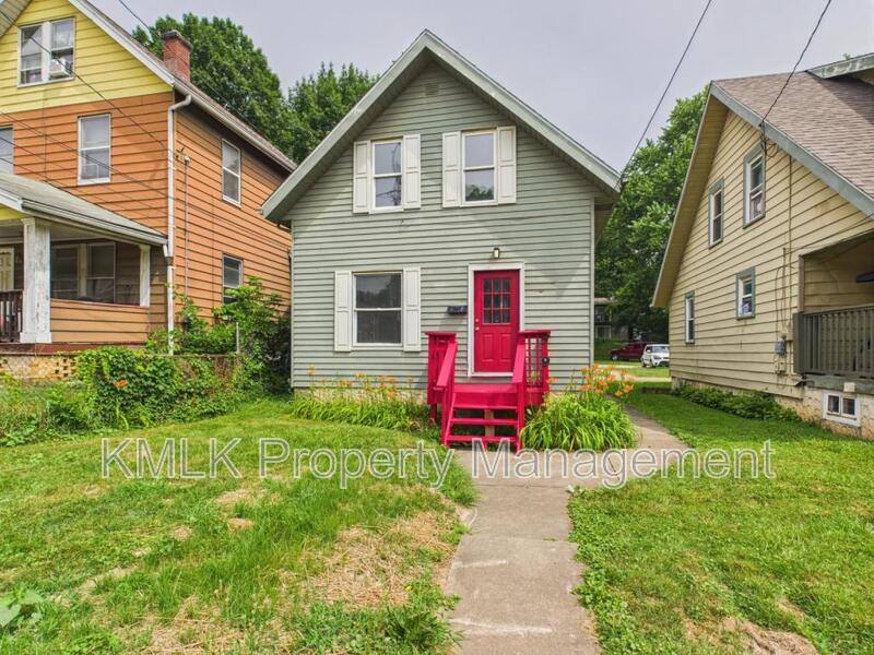 House for rent at 529 Gage St, Akron, OH 44311