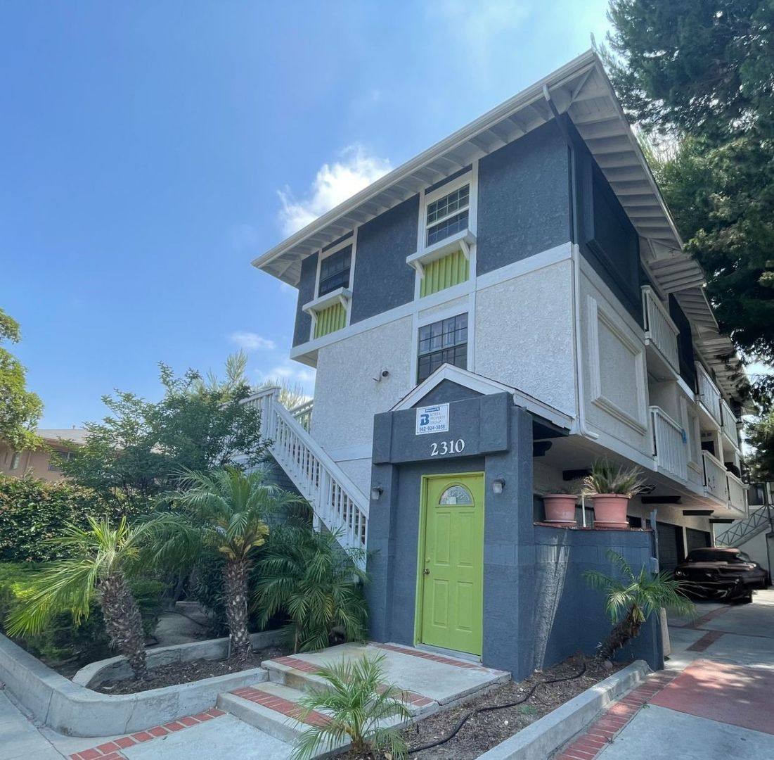 2310-2312 Cedar Ave, Long Beach, CA 90806