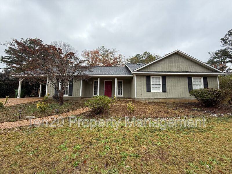House for rent at 6118 Abbey Dr, Columbus, GA 31909