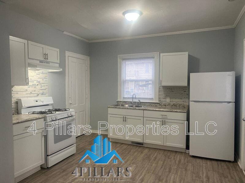 Apartment for rent at 907 Jackson St #1, La Porte, IN 46350