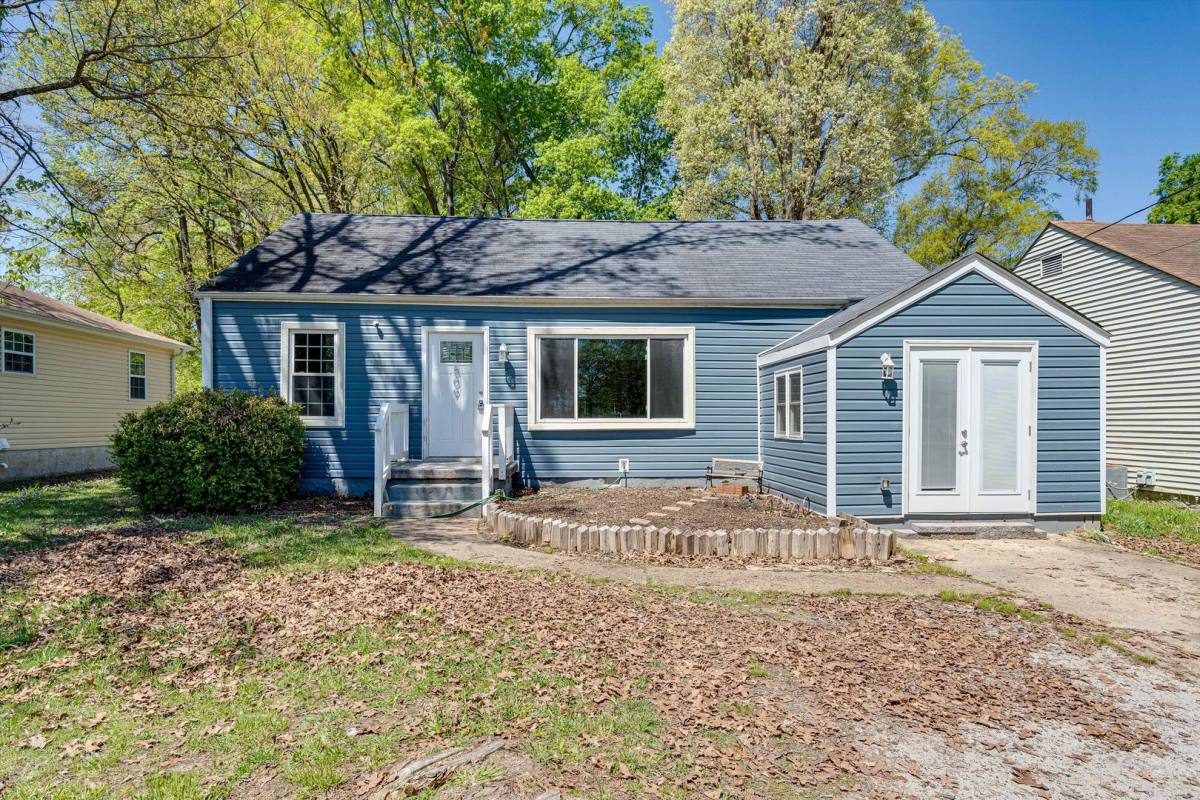 House for rent at 509 N Moore Rd, Chattanooga, TN 37411