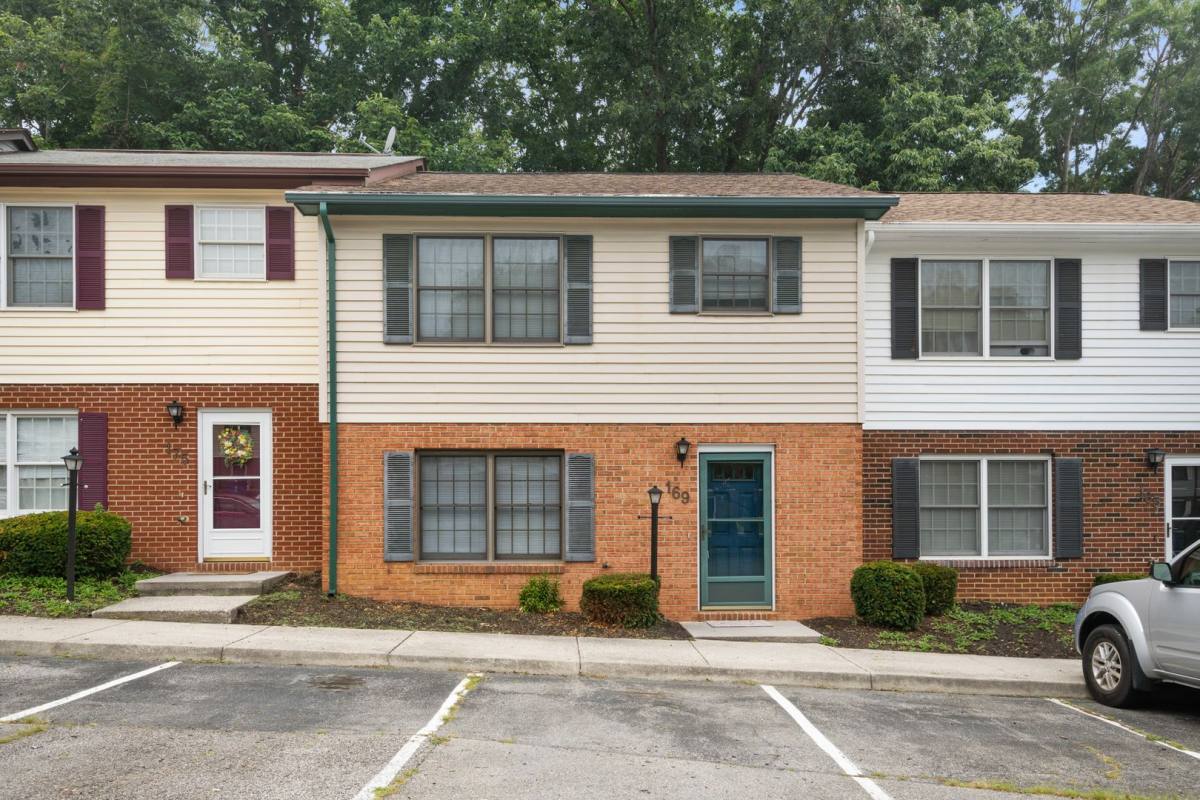 Townhouse for rent at 169 Franklin Parke Court, Christiansburg, VA 24073