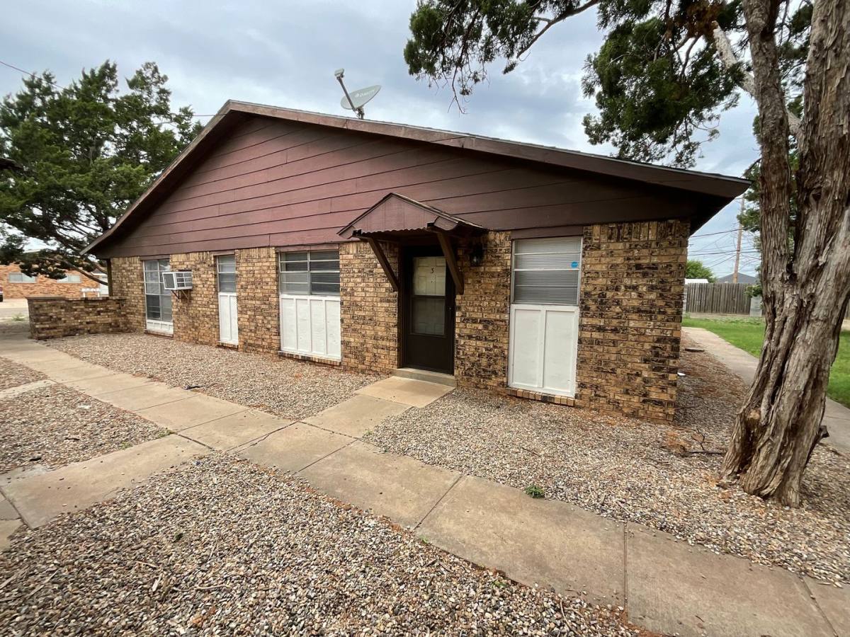 Apartment for rent at 113 Sasser Dr, Clovis, NM 88101