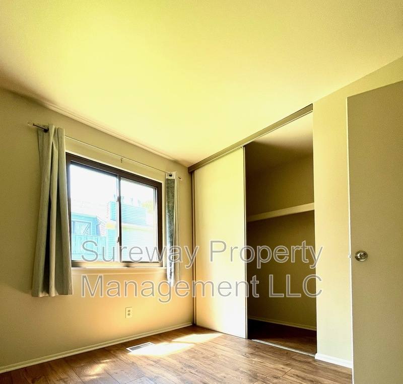 Condo for rent at 1107 Woodhollow Dr, Marlton, NJ 08053