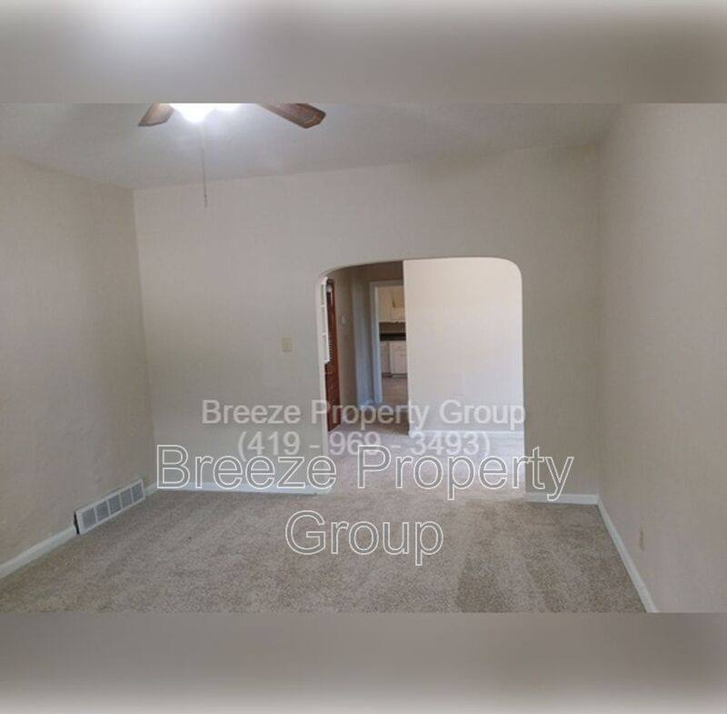 House for rent at 119 Everett St, Toledo, OH 43608