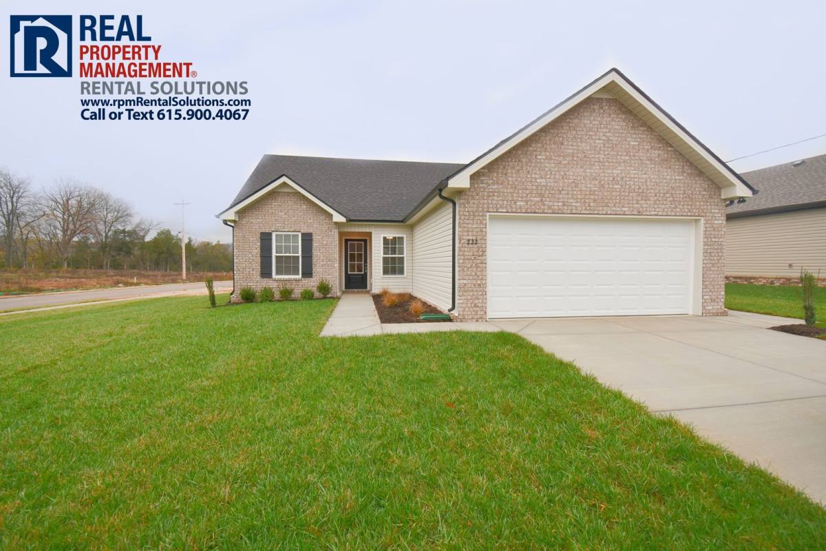 House for rent at 222 Meadowbrook Dr, Shelbyville, TN 37160