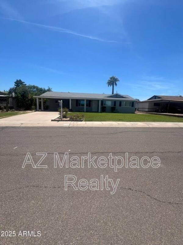 House for rent at 125 E Papago Dr, Tempe, AZ 85281