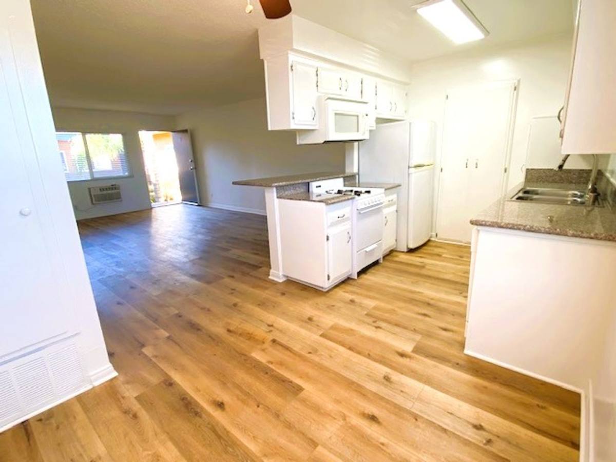 Apartment for rent at 1963 S Bedford St, Los Angeles, CA 90034