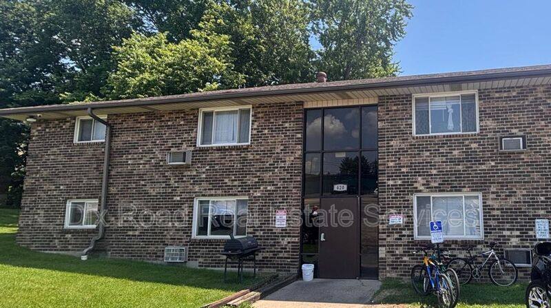 Apartment for rent at 420 Bellbrook Ave #K, Xenia, OH 45385