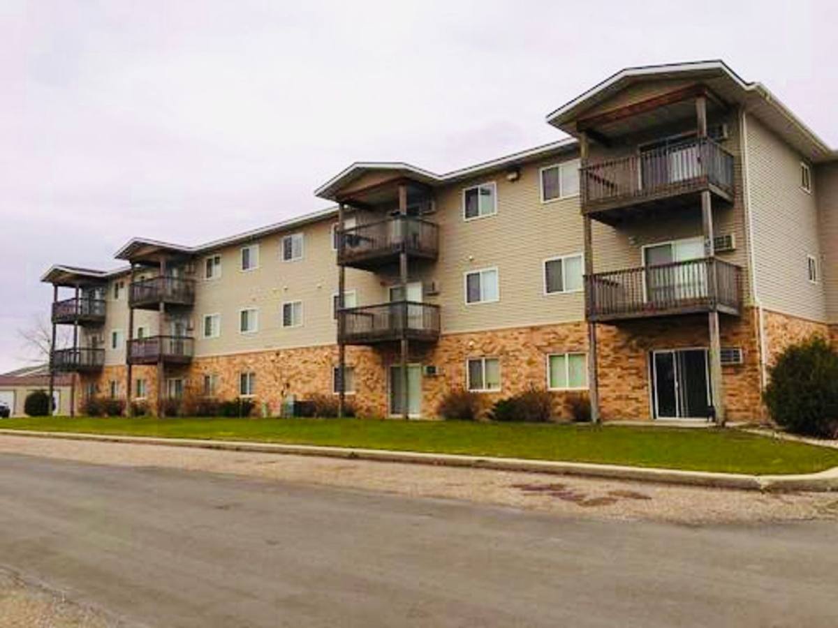 Apartment for rent at 201 36th Ave NE, Minot, ND 58703
