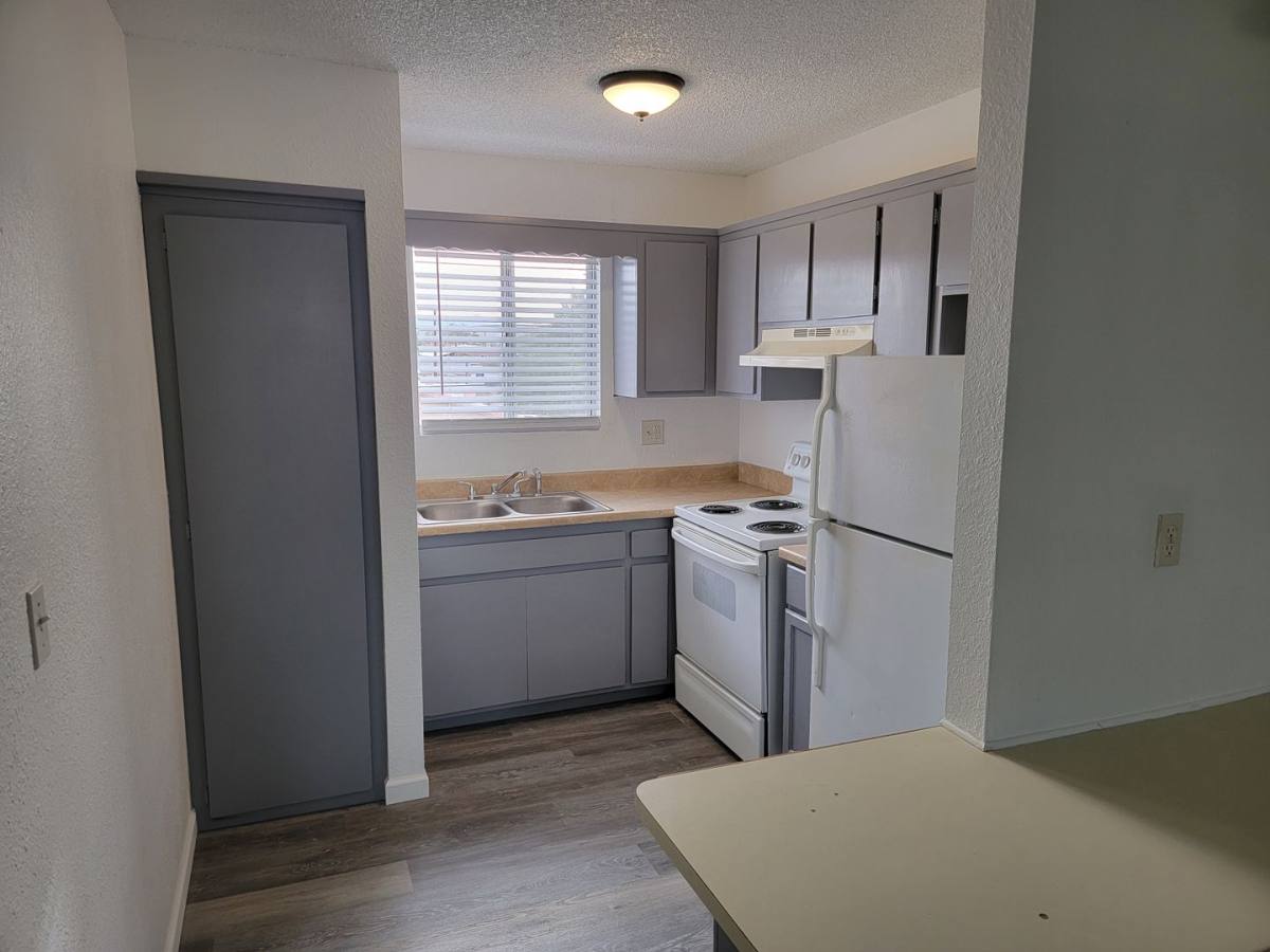 Apartment for rent at 2140 Riviera Blvd, Bullhead City, AZ 86442