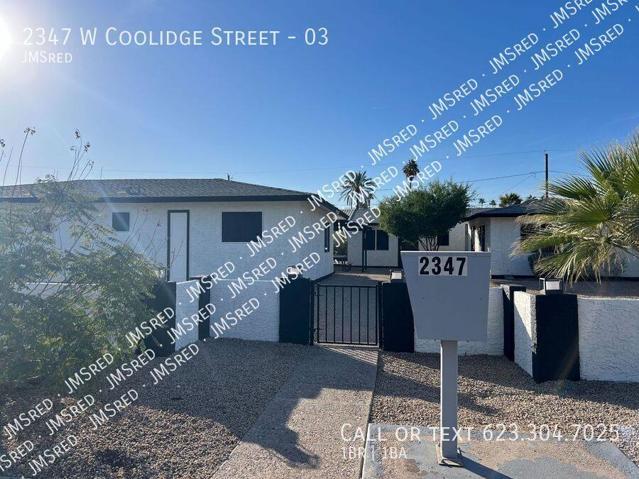 Apartment for rent at 2347 W Coolidge St, Phoenix, AZ 85015