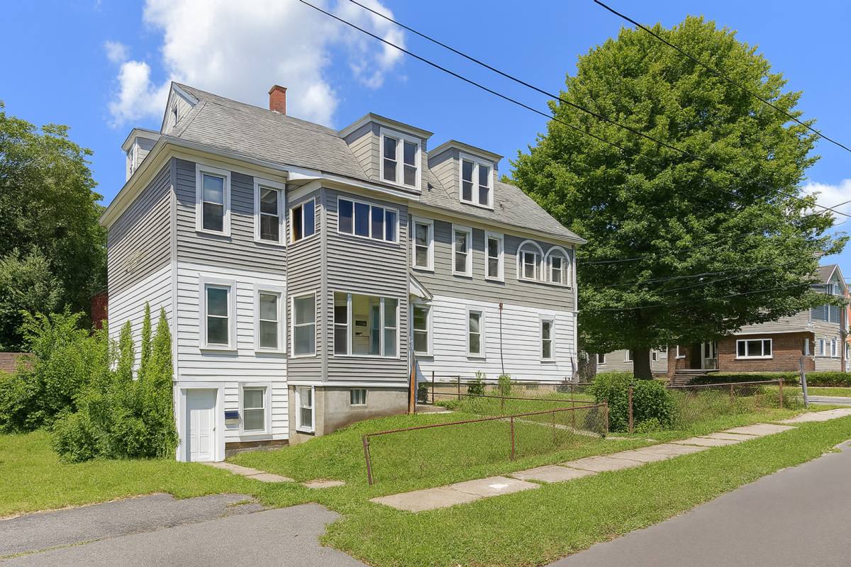 Apartment for rent at 303 Griffiths St, Syracuse, NY 13208