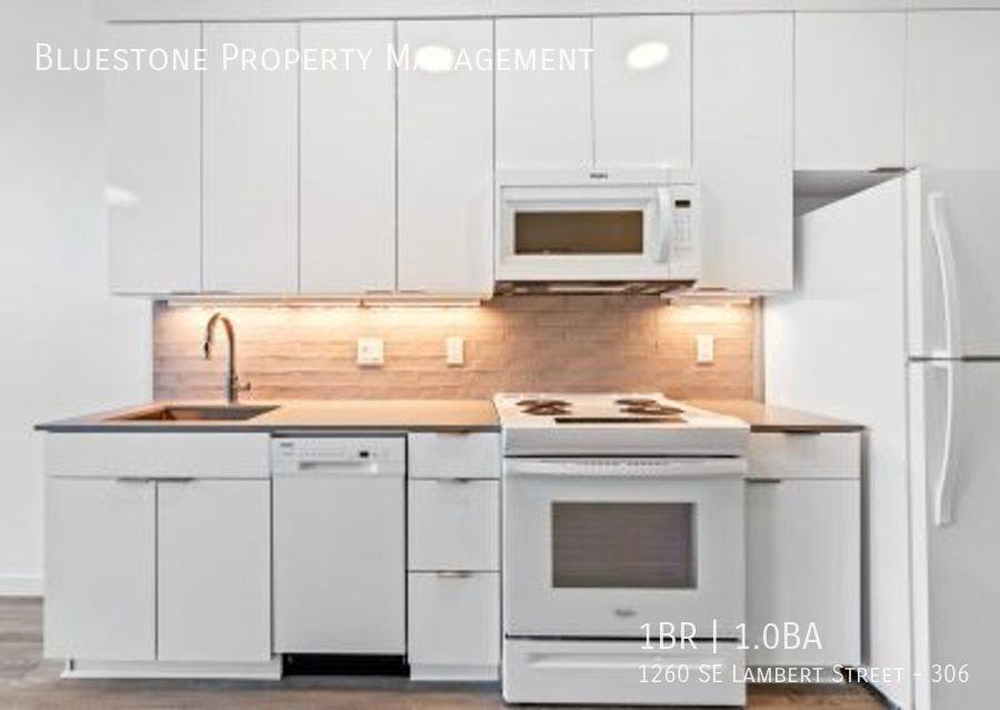Apartment for rent at 1260 SE Lambert St, Portland, OR 97202