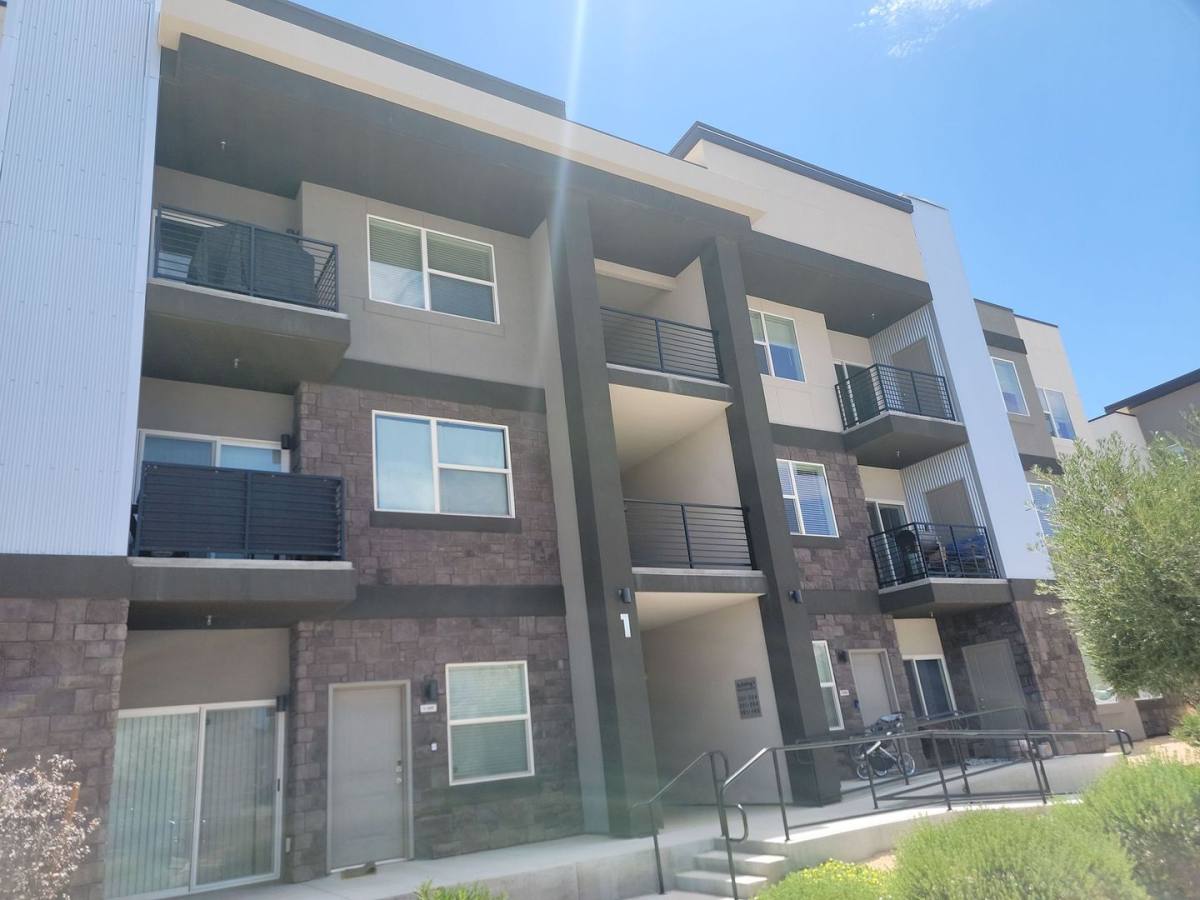Apartment for rent at 5801 S Garnet Dr, Saint George, UT 84790