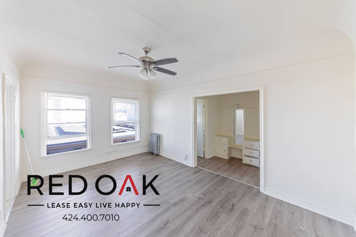 Condo for rent at 400 S Kenmore Ave, Los Angeles, CA 90020