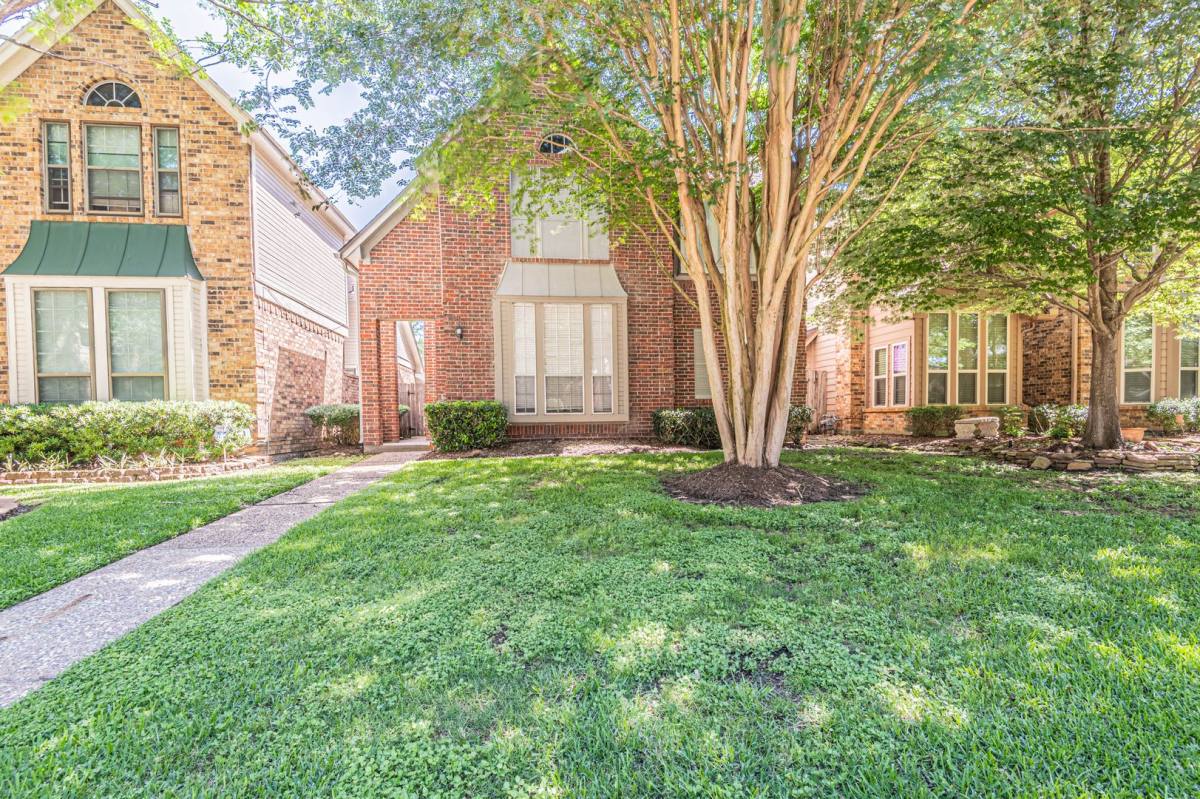 House for rent at 14232 Reissen Lane, Houston, TX 77069