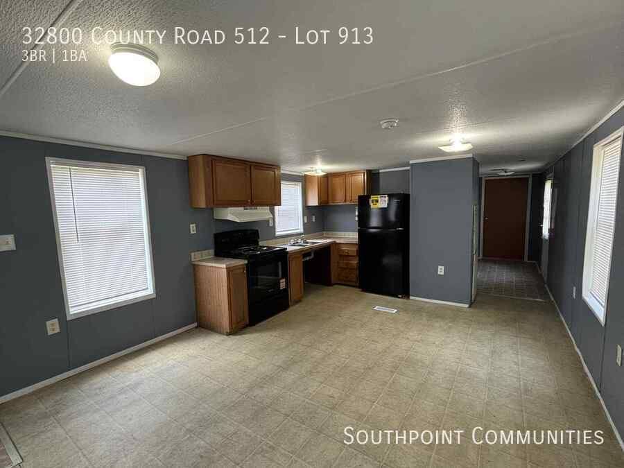 Apartment for rent at 32800 County Rd, Sidon, MS 38954