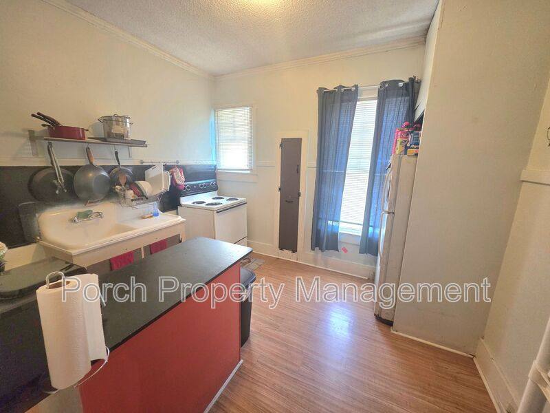 Apartment for rent at 217 W Belmont St, Pensacola, FL 32501