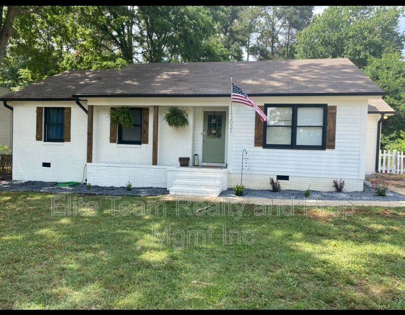 House for rent at 2021 Downey St, Rock Hill, SC 29732