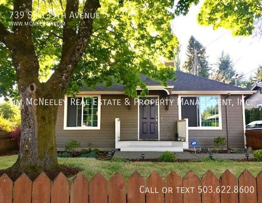 House for rent at 739 SE 139th Ave, Portland, OR 97233
