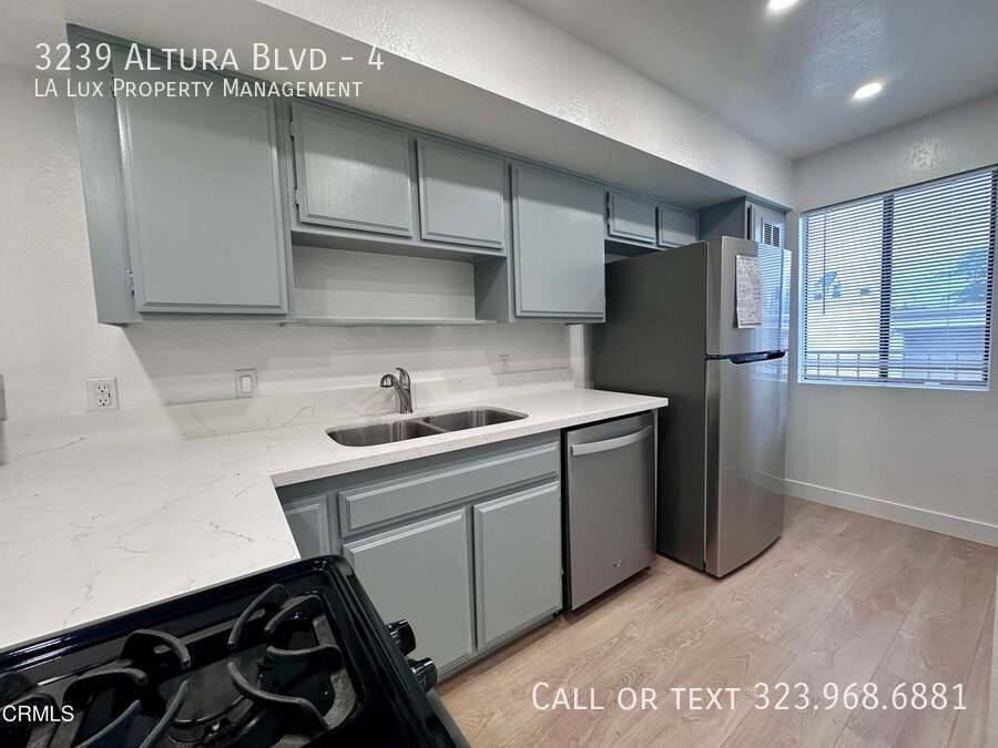 Apartment for rent at 3239 Altura Blvd #4, La Crescenta, CA 91214