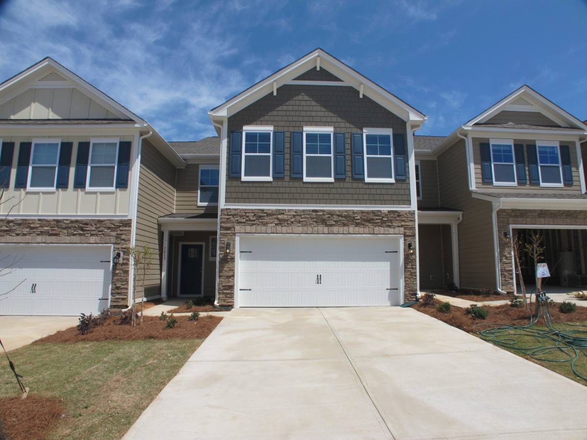Townhouse for rent at 1413 Bramblewood Dr, Fort Mill, SC 29708