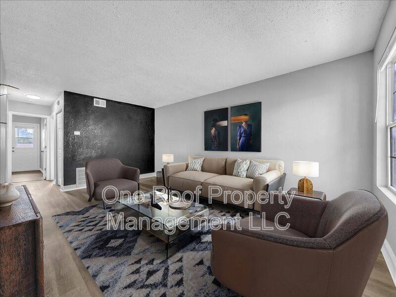 Apartment for rent at 2002 Chateau Dr #H, Harrisonville, MO 64701