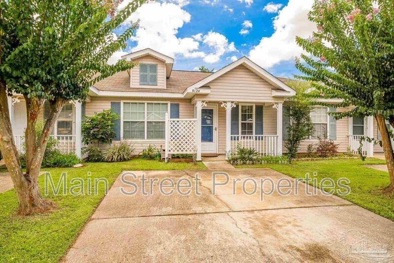 Townhouse for rent at 8124 Heirloom Dr, Pensacola, FL 32514