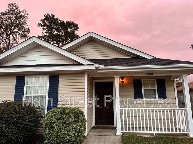 House for rent at 5934 Bilek Dr, Pensacola, FL 32526
