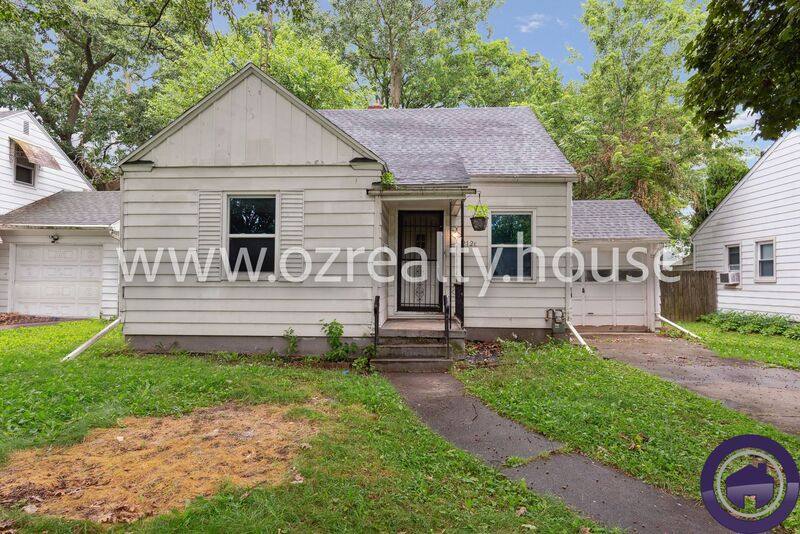 House for rent at 2126 Marlow Rd, Toledo, OH 43613