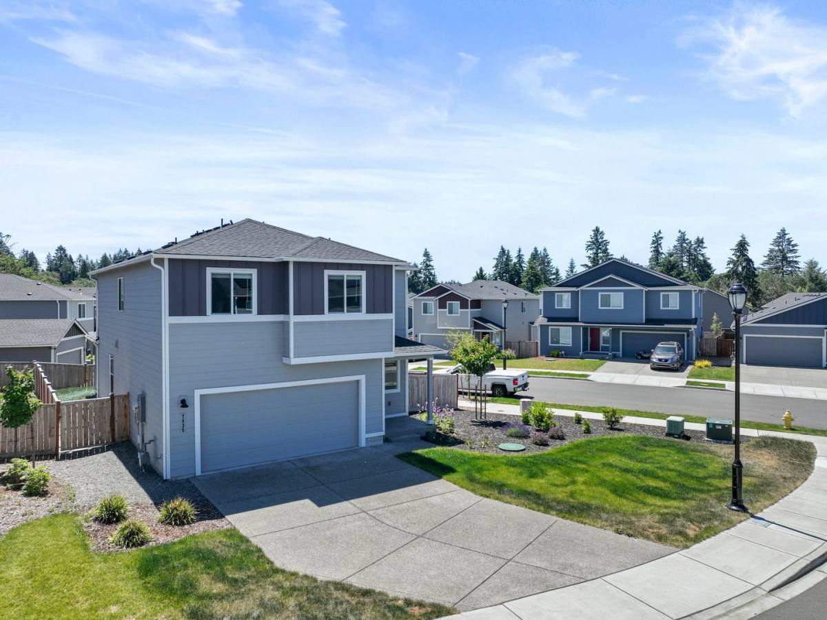 House for rent at 7835 23rd Lane SE, Lacey, WA 98503