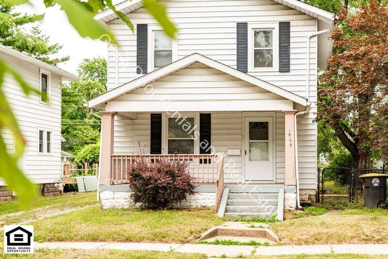 House for rent at 1609 Tecumseh St, Fort Wayne, IN 46805