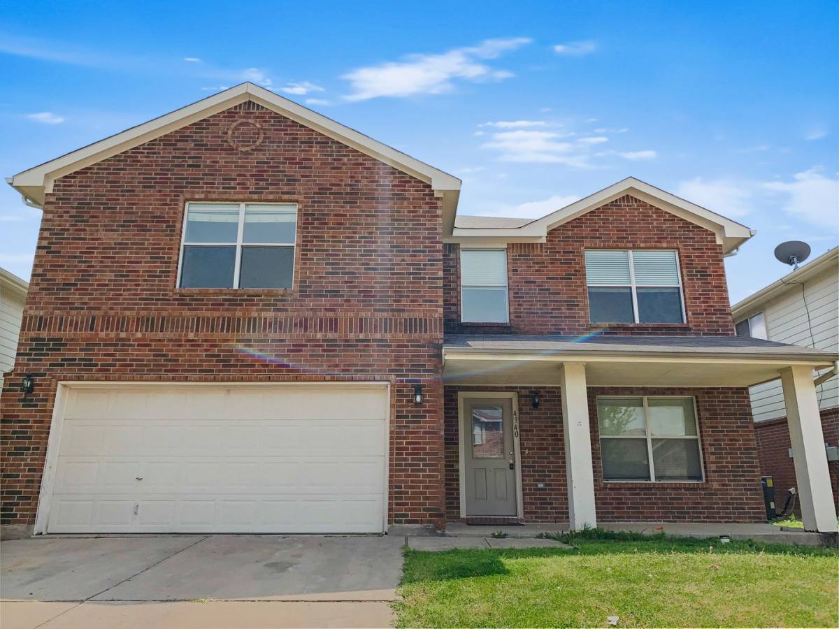 House for rent at 4940 Thorn Hollow, Keller, TX 76244