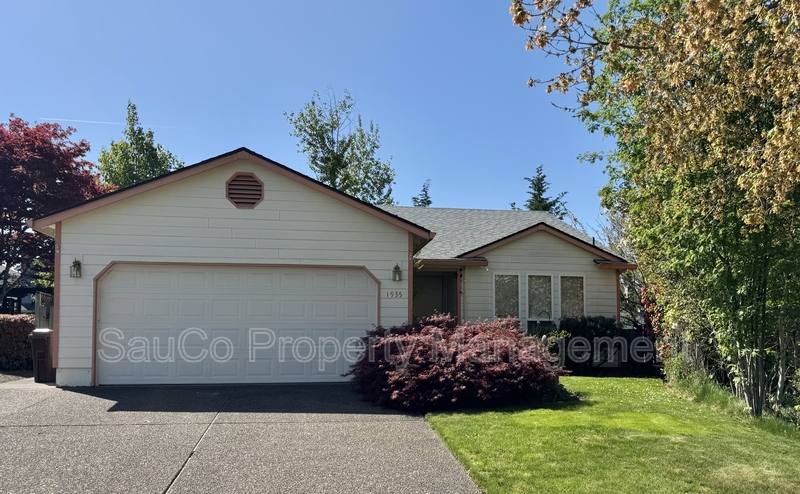 House for rent at 1935 SE 75th Court, Hillsboro, OR 97123