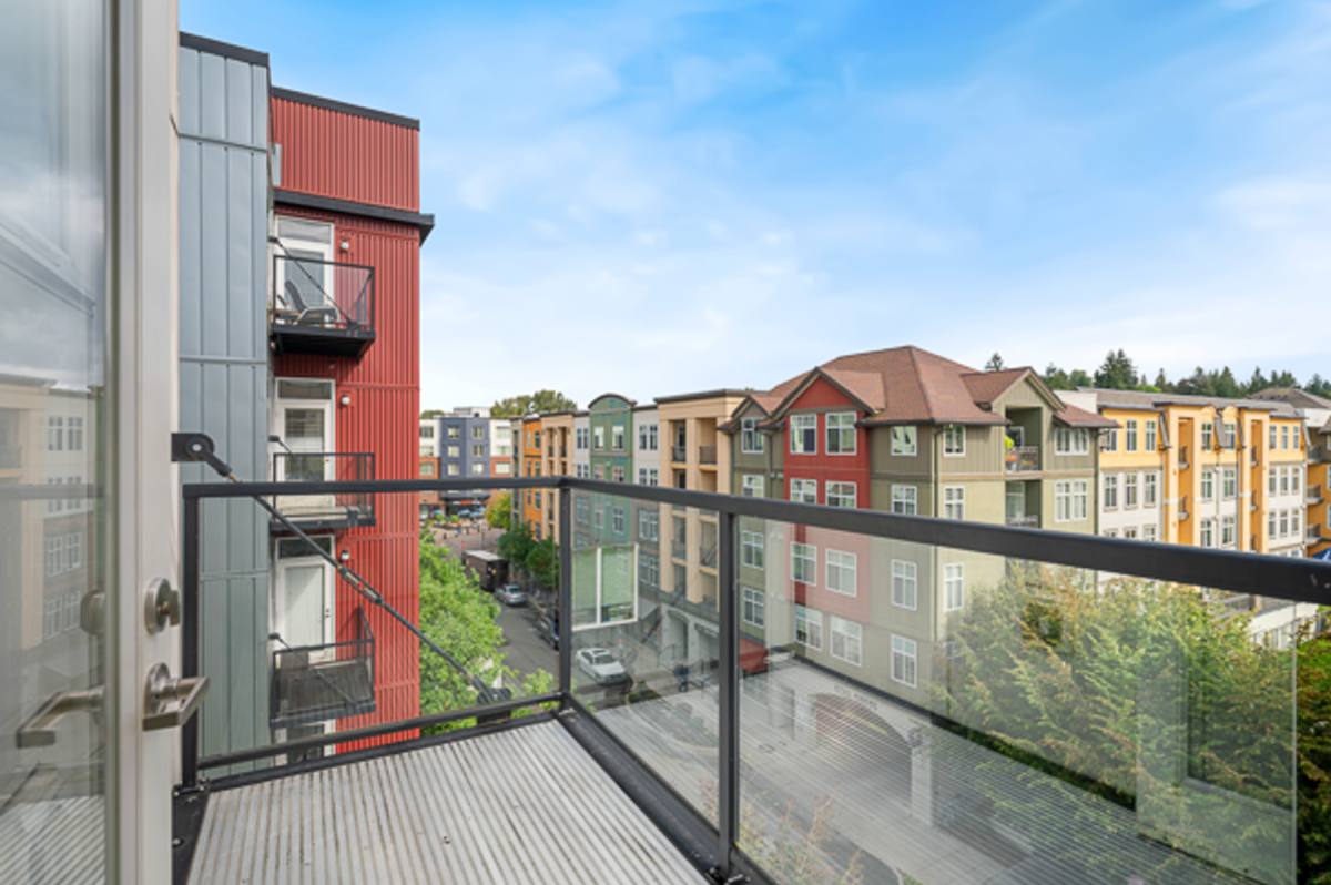 Apartment for rent at 11805 97th Lane, Kirkland, WA 98034