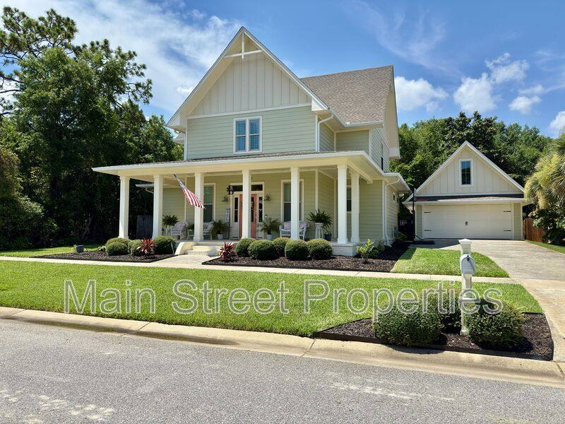 House for rent at 10692 Squall Line Rd, Pensacola, FL 32507